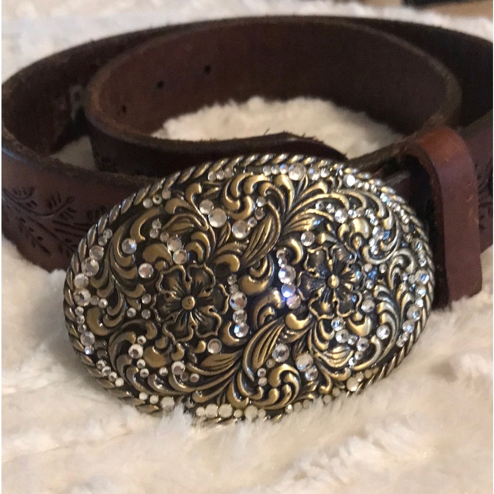 Hand Tooled leather  Krazy Cow belt